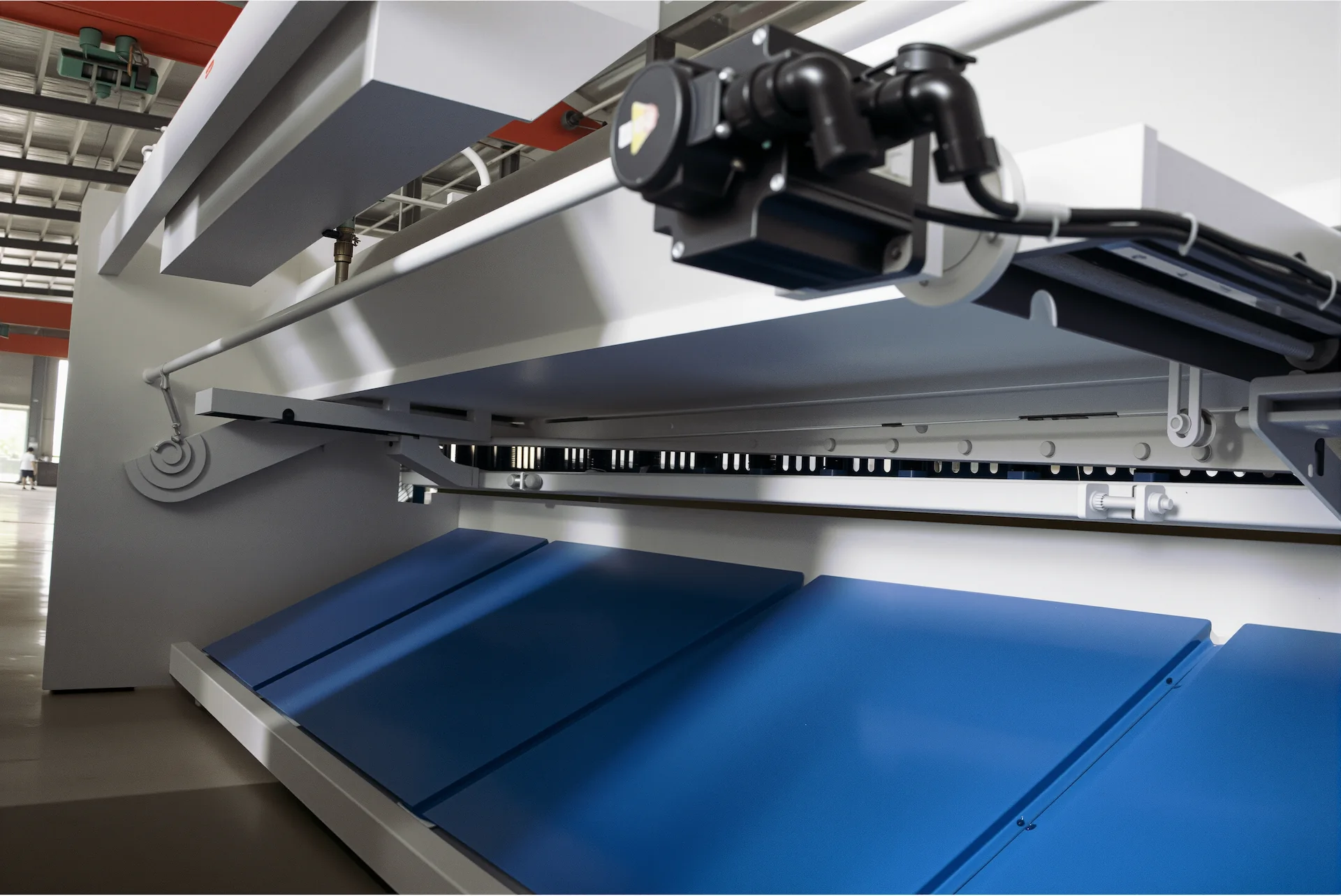 hydraulic shearing machine pneumatic support system hydraulic shearing machine pneumatic support system